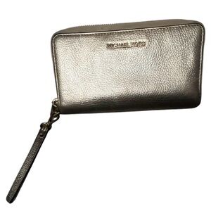 Michael Kors Metallic Wallet